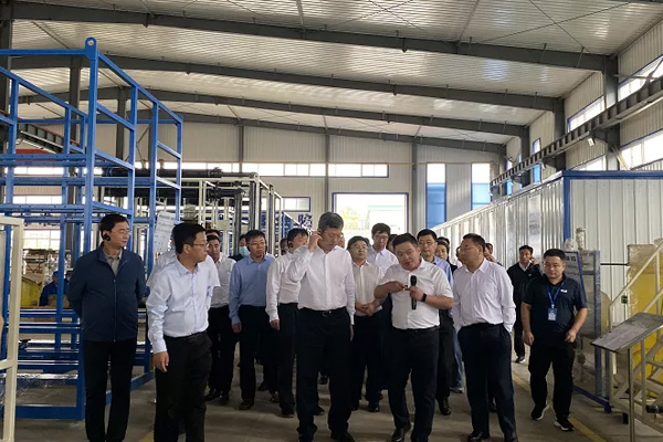 內蒙古自治區黨委常委、通遼市委書記孟憲東攜考察團到一諾環境考察指導